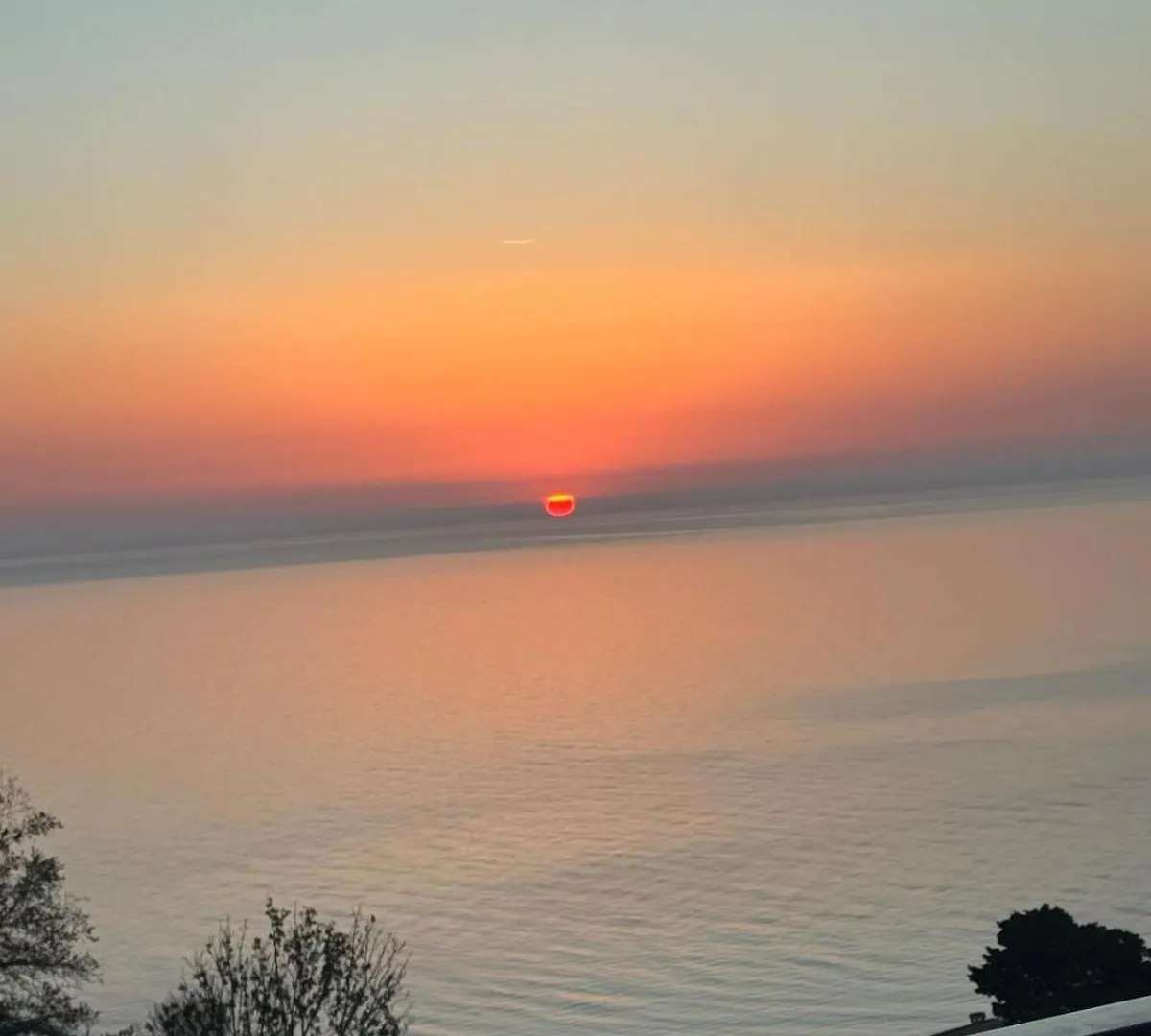 ヴァルナSunrise L 1Bd Sea View L Pool L Free Parkingアパートメント
